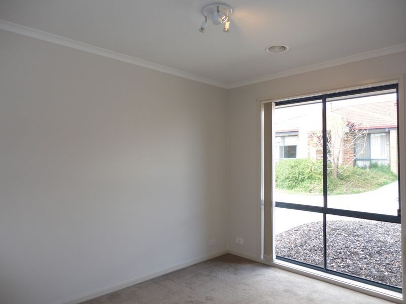 2/58 Betty Maloney Crescent “Sunris, Banks ACT 2906