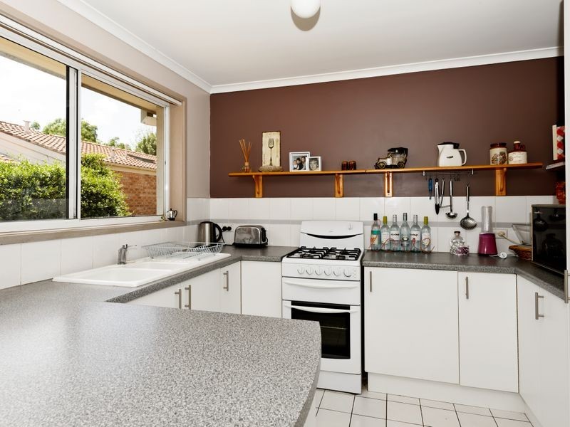 6 Bastow Circuit, Banks ACT 2906