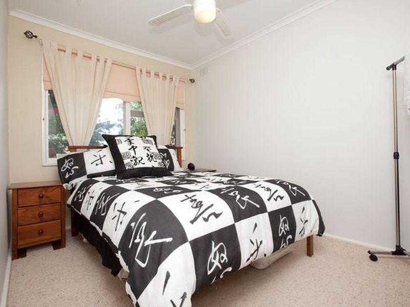 8 Dane Street, Karabar NSW 2620
