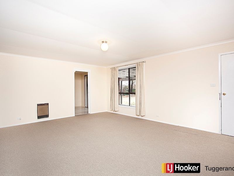 51 Beattie Crescent, Chisholm ACT 2905