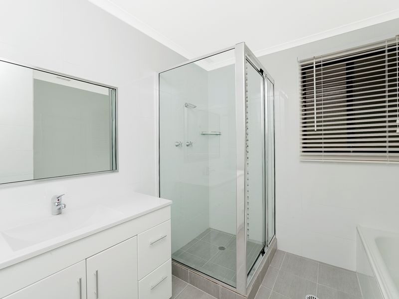 2 Bulcock Place, Fadden ACT 2904