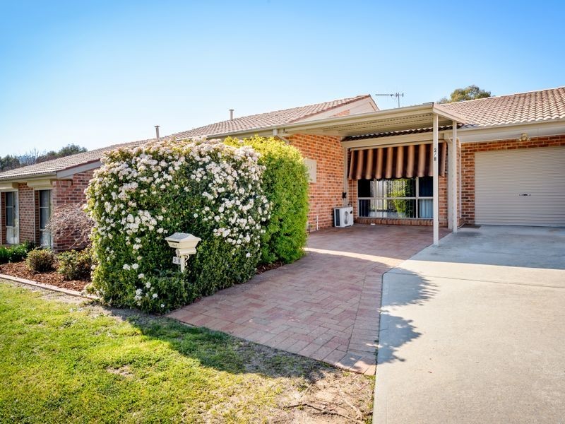 3/8 Popplewell Place, Gordon ACT 2906