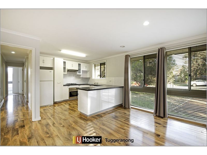 54 Mckillop Circuit, Kambah ACT 2902
