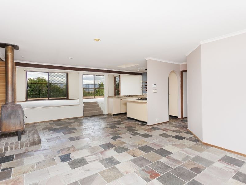 43 Castleton Crescent, Gowrie ACT 2904