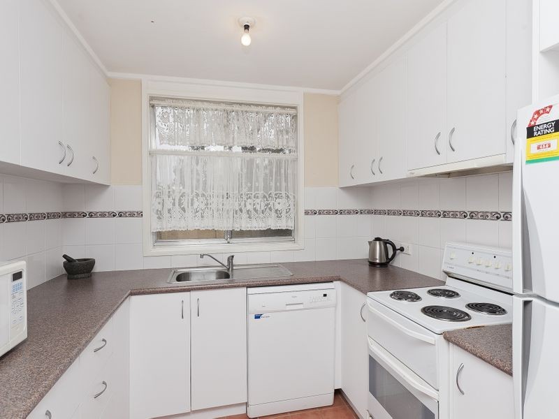 2 Jenner Court, Wanniassa ACT 2903
