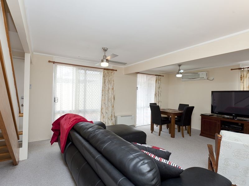 2 Jenner Court, Wanniassa ACT 2903