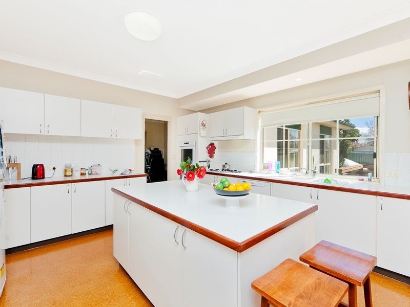 4 Kingscote Crescent, Bonython ACT 2905