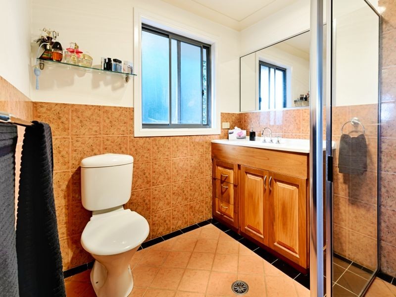 2 Glenora Court, Jerrabomberra NSW 2619