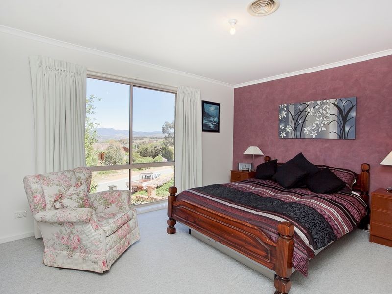 55 Girdlestone Circuit, Calwell ACT 2905