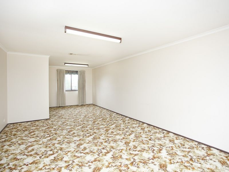 8 Broadhurst Street, Kambah ACT 2902