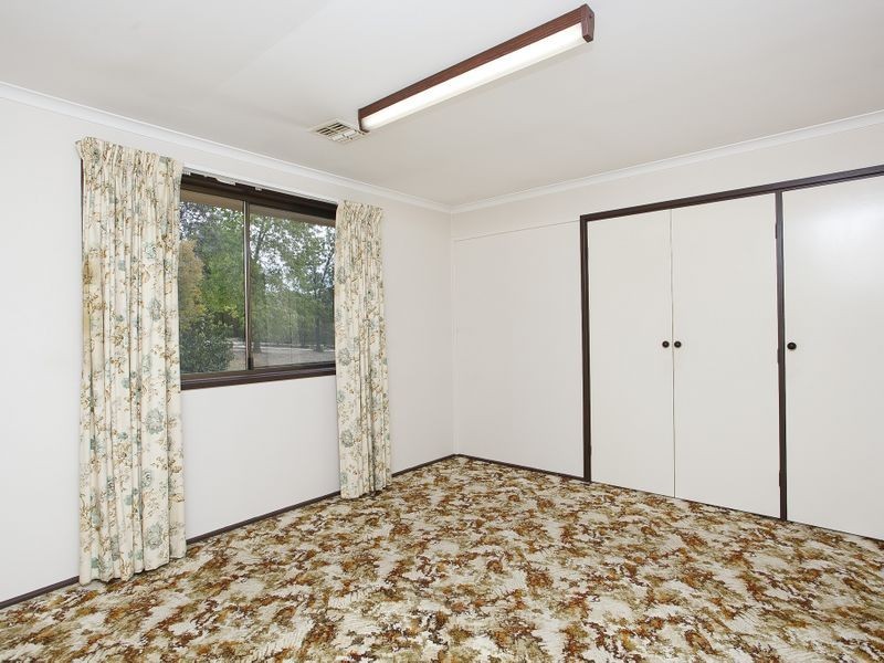 8 Broadhurst Street, Kambah ACT 2902