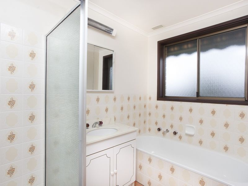 8 Broadhurst Street, Kambah ACT 2902