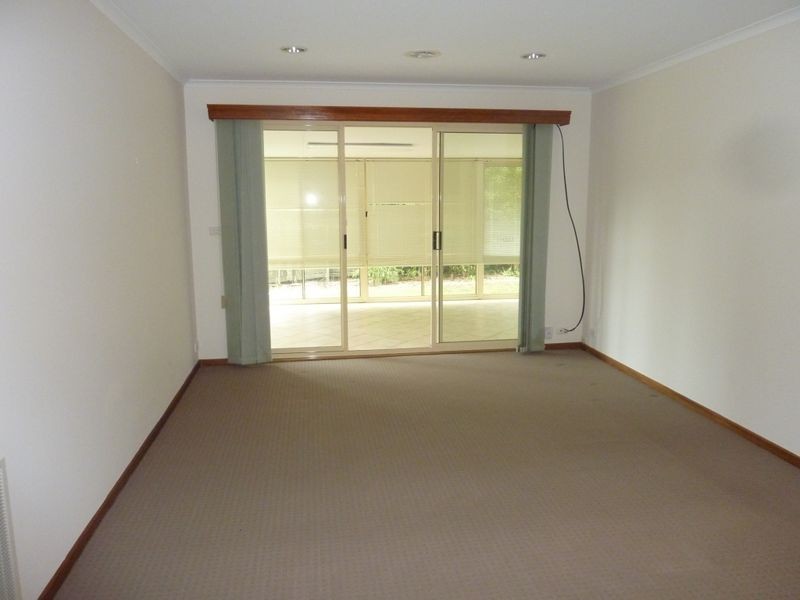 8A Kayser Place, Monash ACT 2904