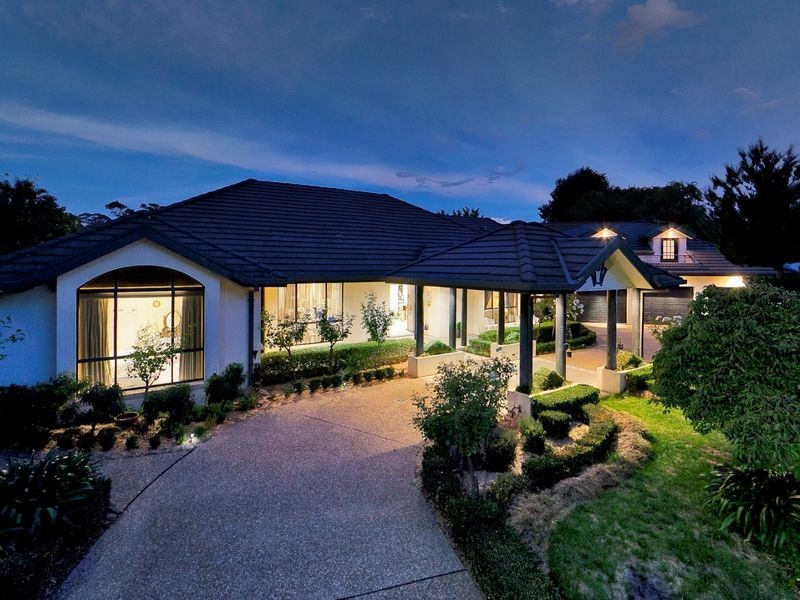 8 Alexandra Street, Hall ACT 2618