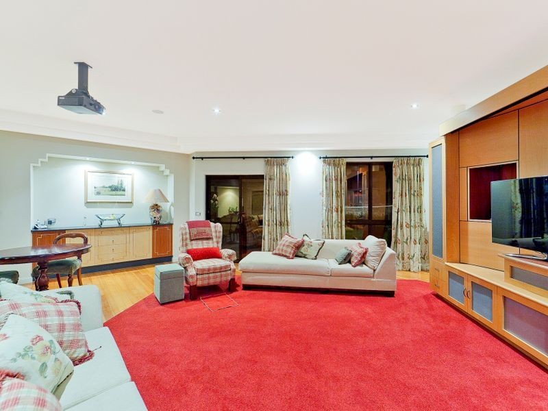 8 Alexandra Street, Hall ACT 2618