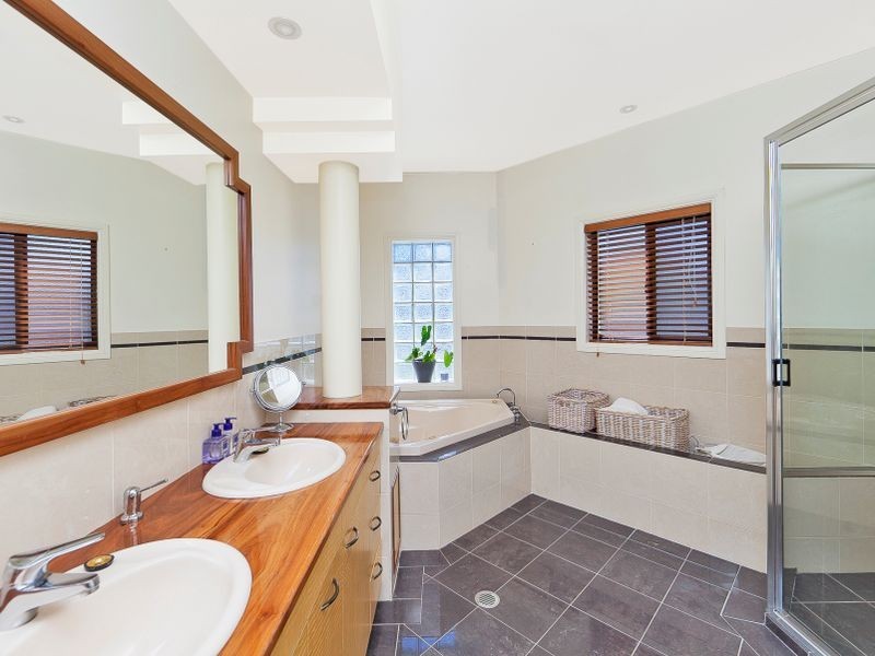 8 Alexandra Street, Hall ACT 2618