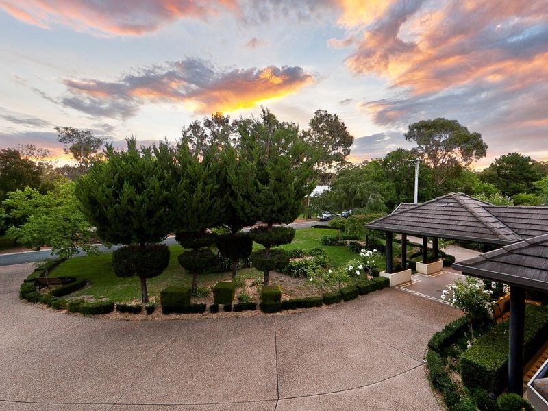 8 Alexandra Street, Hall ACT 2618