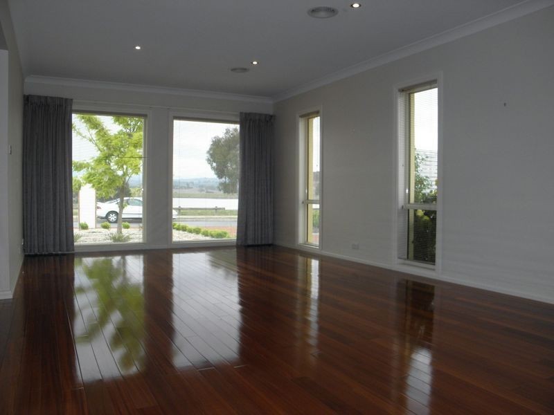 66 McGilvray Close, Gordon ACT 2906