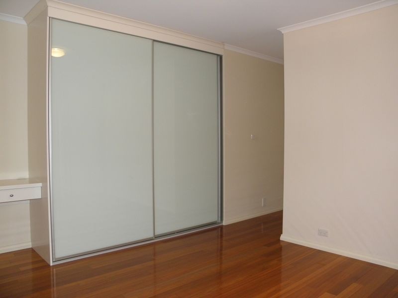 66 McGilvray Close, Gordon ACT 2906