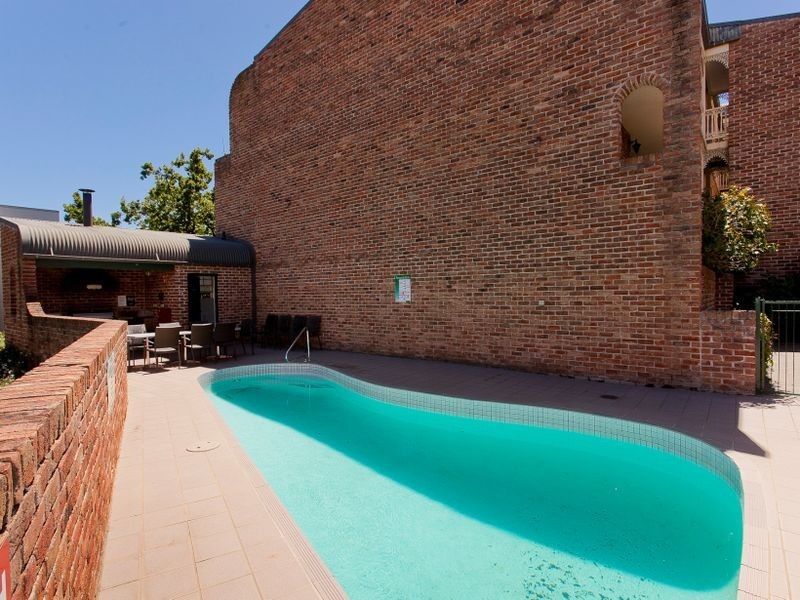 12/11 Giles Street, Griffith ACT 2603