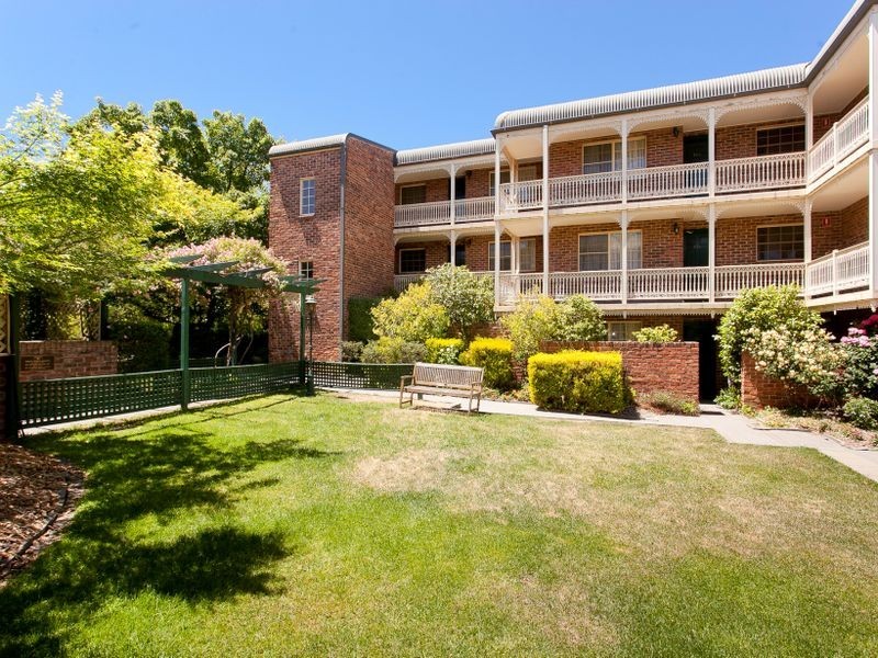 12/11 Giles Street, Griffith ACT 2603