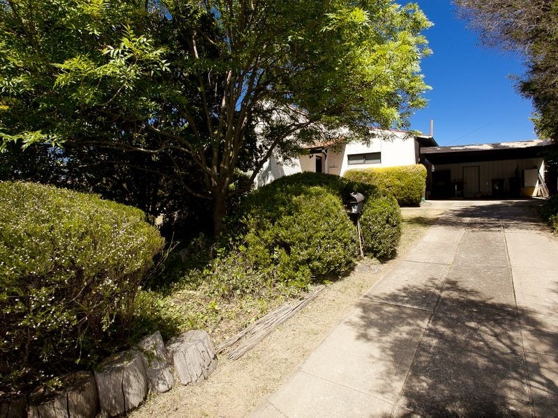 1 Lendon Place, Macgregor ACT 2615