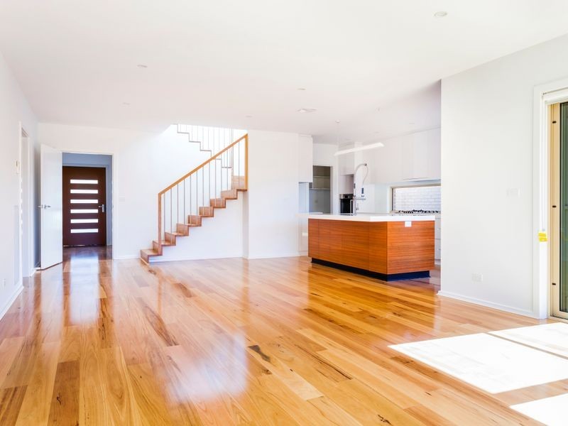 12 Kevin Curtis Crescent, Casey ACT 2913