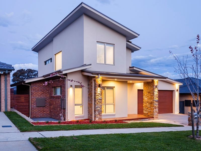 12 Kevin Curtis Crescent, Casey ACT 2913