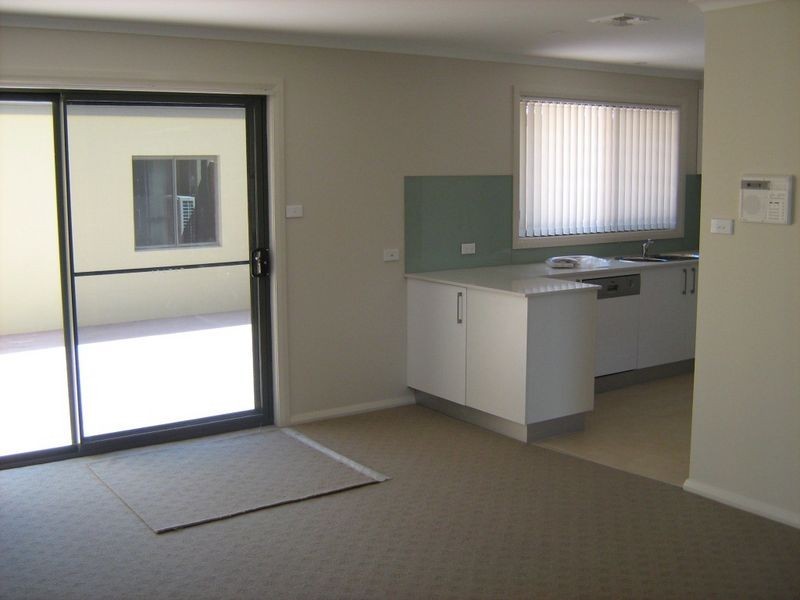 78 Eileen Good Street, Greenway ACT 2900