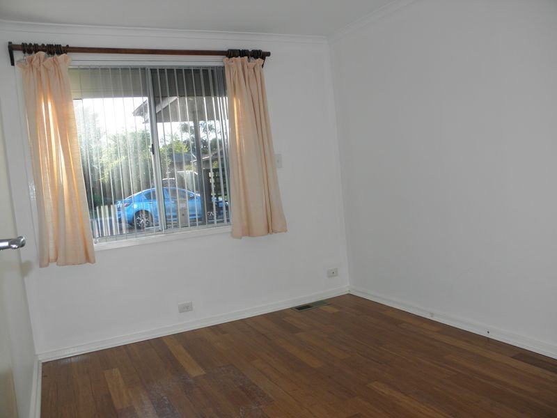 10 Ferrett Circuit, Kambah ACT 2902