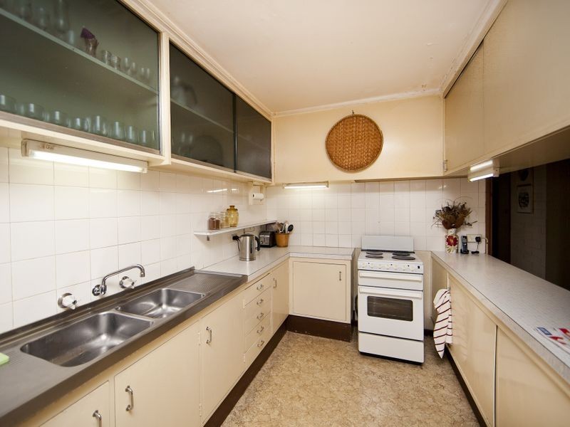 13 Brassey Street, Deakin ACT 2600