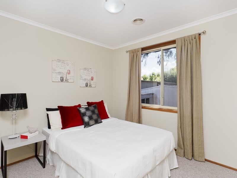 6 Bottrill Street, Bonython ACT 2905