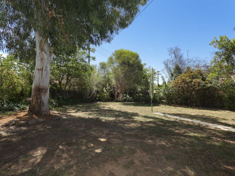 6 Bottrill Street, Bonython ACT 2905