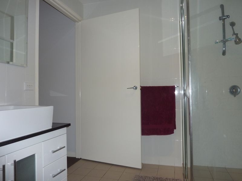 14/2 Eileen Good Street, Greenway ACT 2900