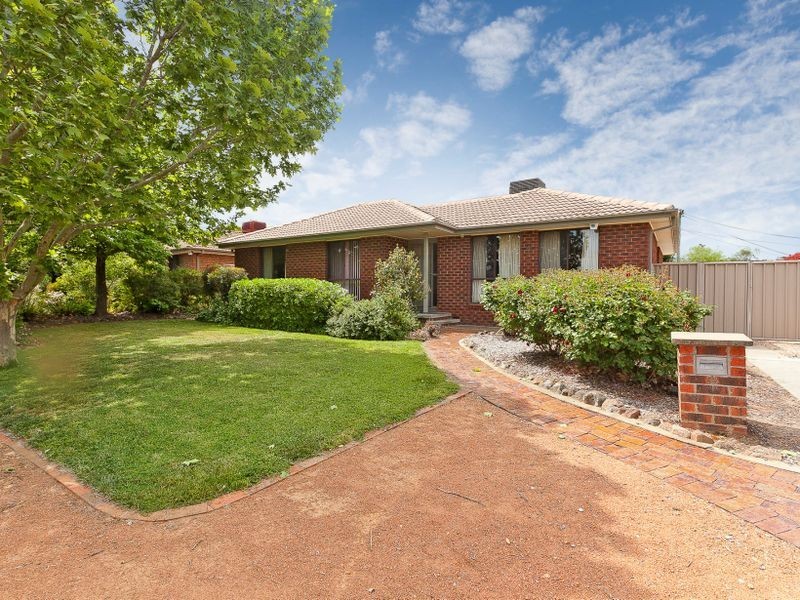 4 Conway Place, Gowrie ACT 2904