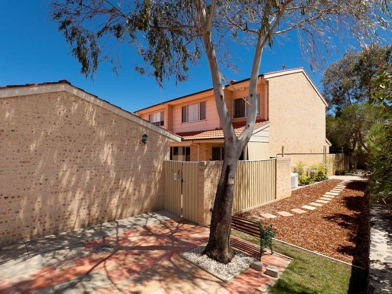 1/170 Clive Steele Avenue, Monash ACT 2904