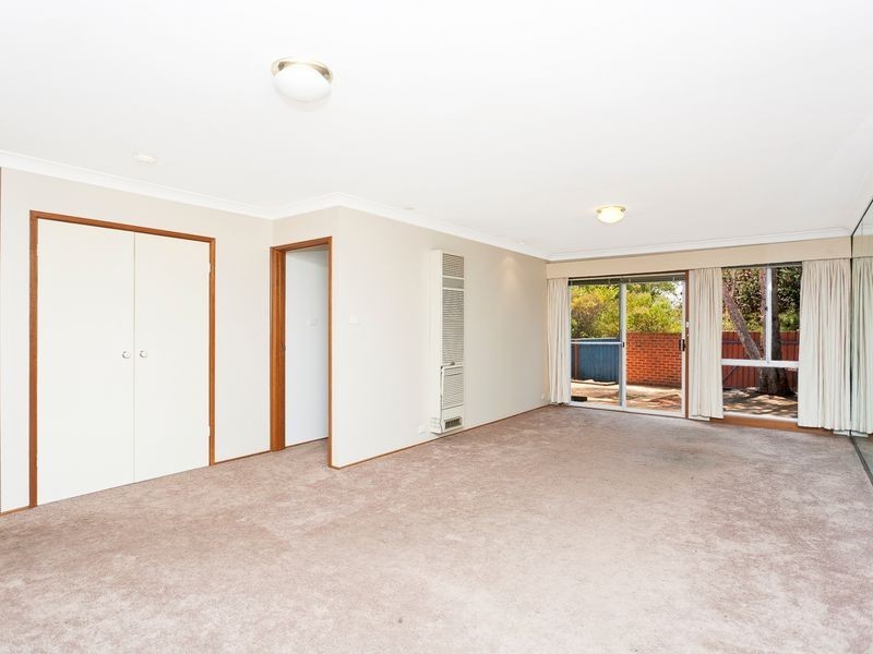 2/23 Maddock Place, Gordon ACT 2906