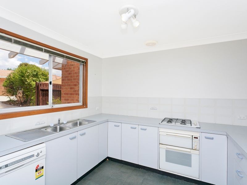 2/23 Maddock Place, Gordon ACT 2906