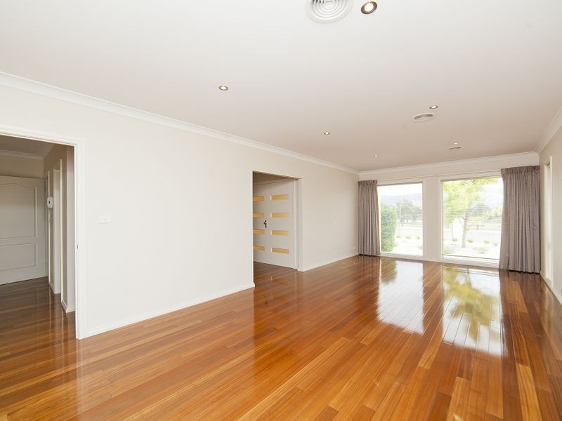 66 McGilvray Close, Gordon ACT 2906