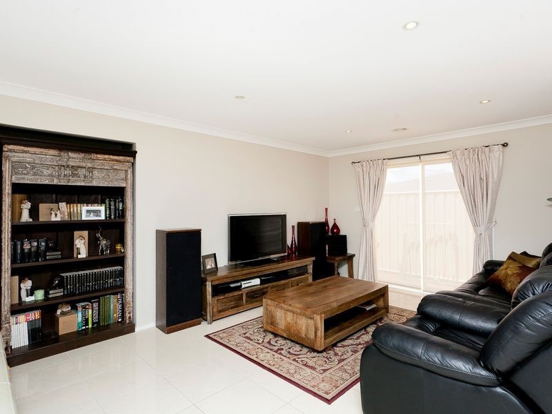 9 Shylie Rymill Street, Bonython ACT 2905