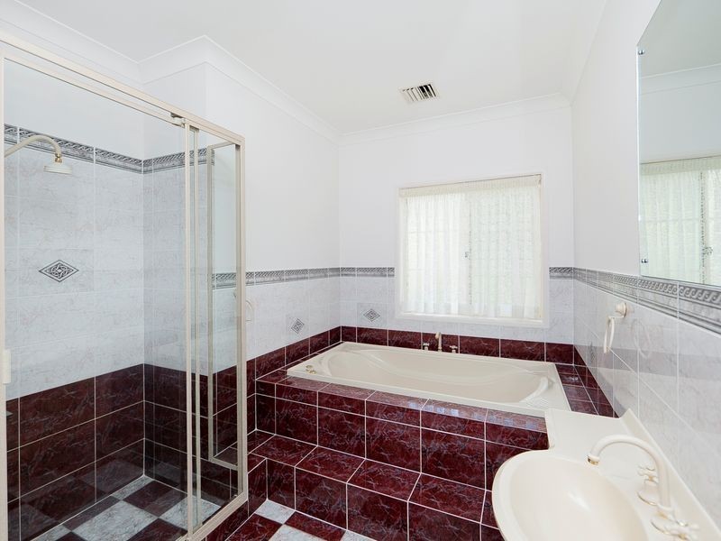 33 Russell Drysdale Crescent, Conder ACT 2906
