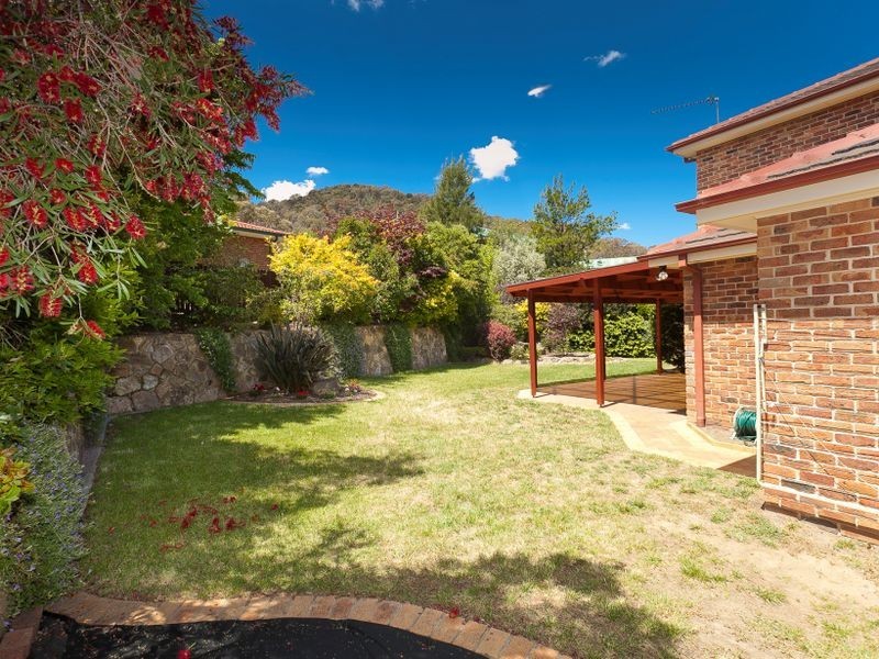 33 Russell Drysdale Crescent, Conder ACT 2906