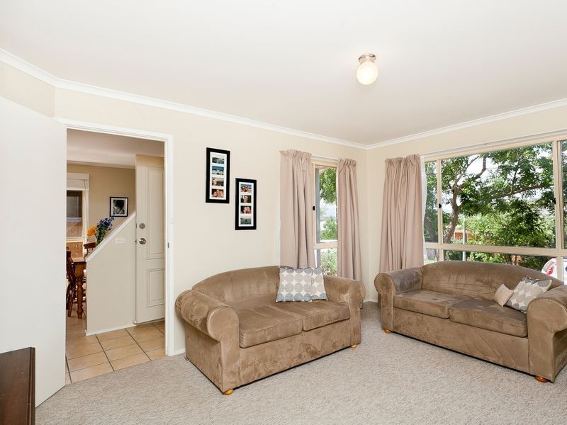 9 Schofield Place, Gordon ACT 2906