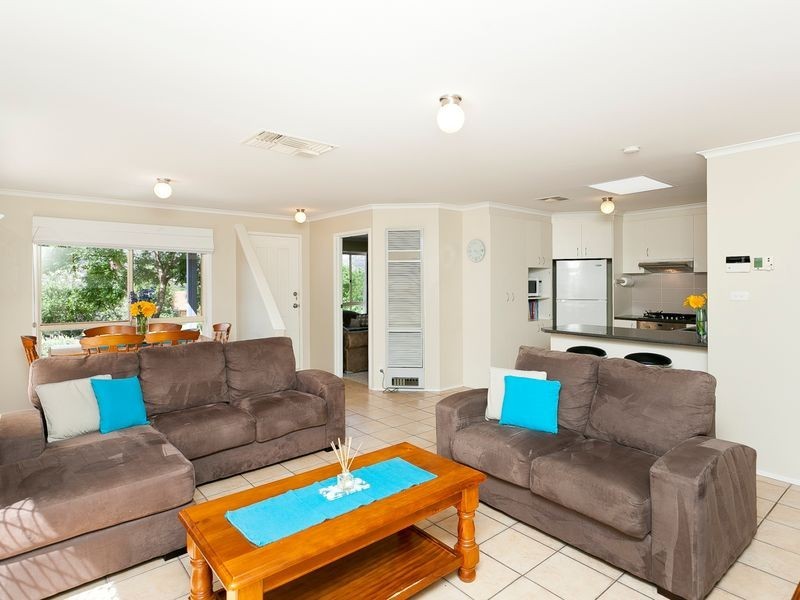 9 Schofield Place, Gordon ACT 2906