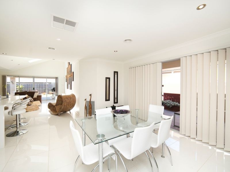 7 Nancy Cato Street, Franklin ACT 2913