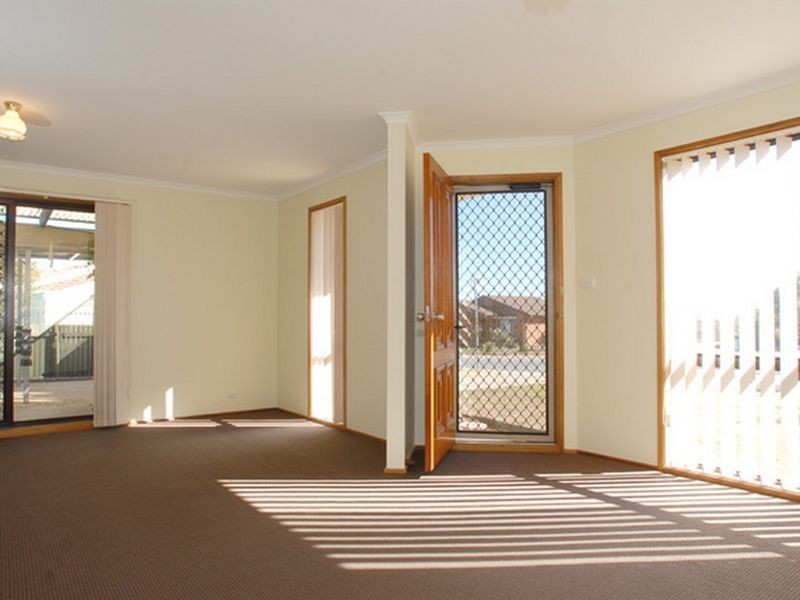 18 Feint Street, Conder ACT 2906