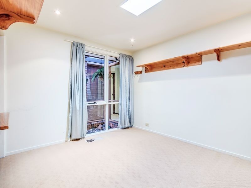 95 Jackie Howe Crescent, Macarthur ACT 2904