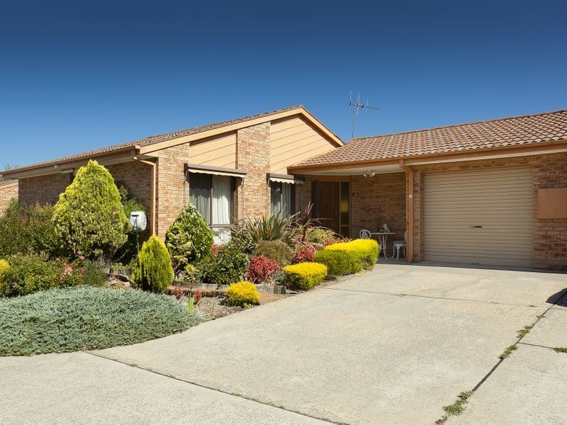 16/37 Wyselaskie Circuit, Kambah ACT 2902