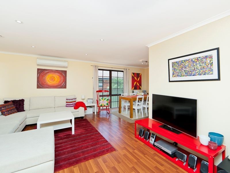 4 Tepper Circuit, Kambah ACT 2902