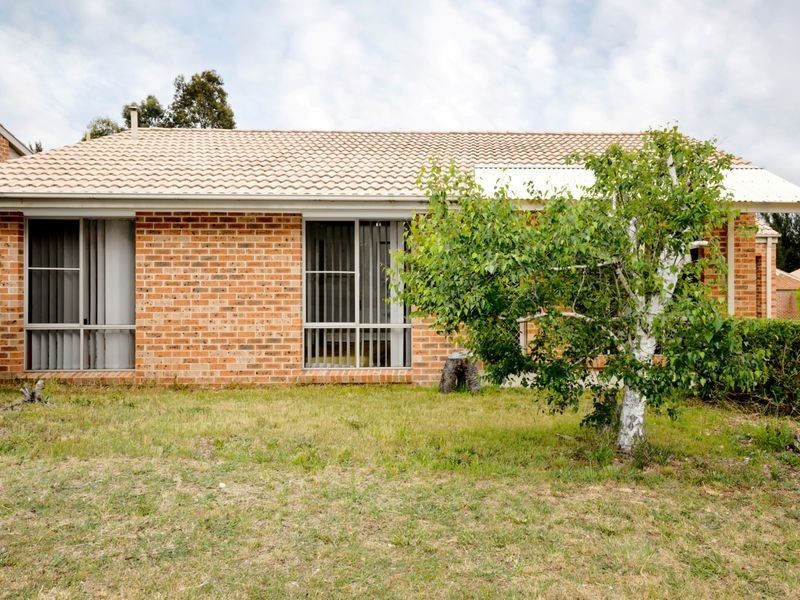 3/8 Wilson Crescent, Banks ACT 2906